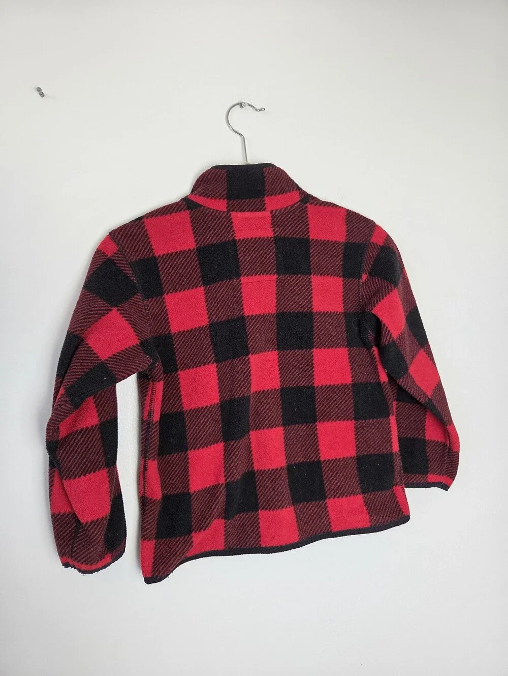 Oshkosh Buffalo Plaid Fleece Pullover Sweater Jacket Boys Size 5 Red Christmas